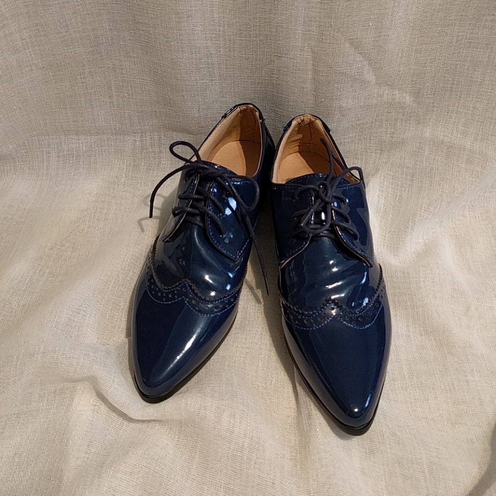 NEW Blue wing tip oxfords
